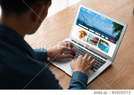 Online travel agency website for modish search and travel planning Online travel agency website for modish search and travel planning 95920372