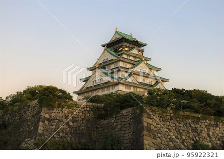 大阪城とその周辺を散歩 朝~昼~夕~夜 秋晴れ 大阪城とその周辺を散歩 朝~昼~夕~夜 秋晴れ 95922321