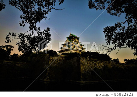 大阪城とその周辺を散歩 朝~昼~夕~夜 秋晴れ 大阪城とその周辺を散歩 朝~昼~夕~夜 秋晴れ 95922323