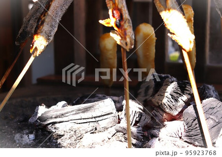 炭火焼 炭火焼 95923768