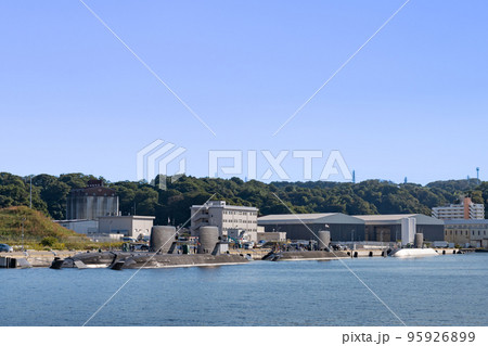 神奈川県横須賀市　YOKOSUKA軍港めぐりの風景 95926899