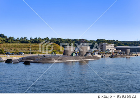 神奈川県横須賀市　YOKOSUKA軍港めぐりの風景 95926922