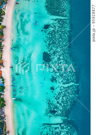 Aerial view of Laem Tong Beach or Laemtong bay in koh Phi Phi, Krabi, Thailand 95928877