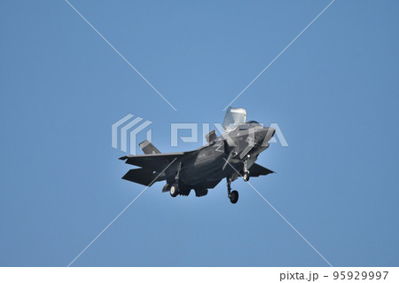 ステルス戦闘機F-35B 95929997