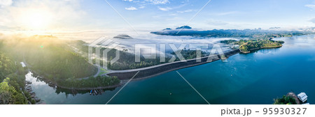 Sunrise sea of fog above Khao Sok national park, Surat Thani, Thailand Sunrise sea of fog above Khao Sok national park, Surat Thani, Thailand 95930327