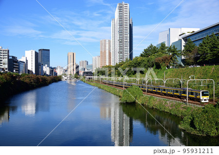 中央緩行線のE231系電車 中央緩行線のE231系電車 95931211