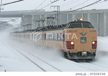 信越本線　黒姫ー妙高高原　JR西日本　485系　A09編成（京都）　シュプール雷鳥・信越 95936546