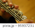 ズームアップしたフルート 95937231