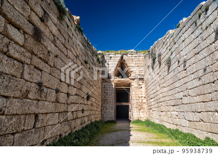 antique stone building in Greece antique stone building in Greece 95938739