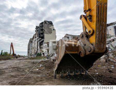 destroyed and burned houses in the city during the war in Ukraine destroyed and burned houses in the city during the war in Ukraine 95940416