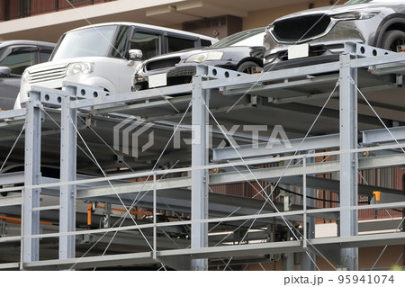 機械式駐車場　イメージ 95941074
