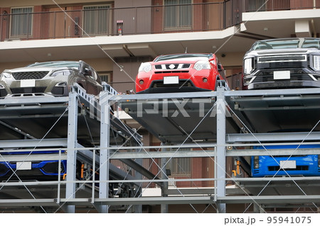 機械式駐車場　イメージ 95941075