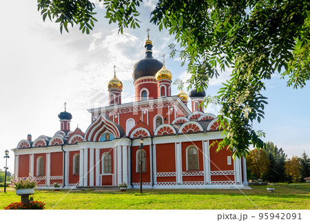 Cathedral of the Resurrection in Staraya Russa, Russia Cathedral of the Resurrection in Staraya Russa, Russia 95942091
