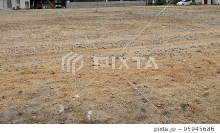 きれいに整地された商業用の空き地 95945686
