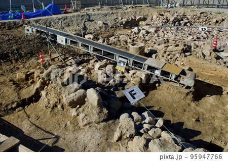 松江城下町遺跡 白潟地区の発掘 遺構 松江城下町遺跡 白潟地区の発掘 遺構 95947766