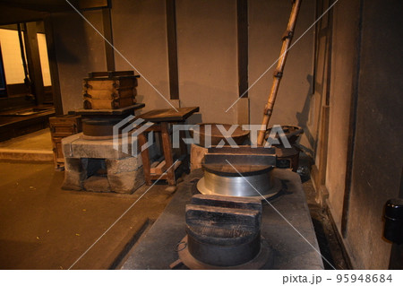 古民家の台所　難波田城公園 95948684
