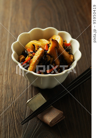 ひじきの煮物 95950419