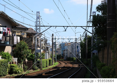 東京さくらトラム西ヶ原4丁目付近の風景 東京さくらトラム西ヶ原4丁目付近の風景 95950664