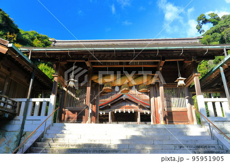 【島根県】新緑の美保神社(神門) 【島根県】新緑の美保神社(神門) 95951905