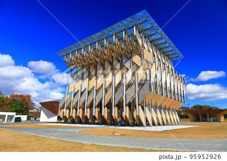 【岡山県】晴天のグリーナブルヒルゼン（蒜山高原） 95952926