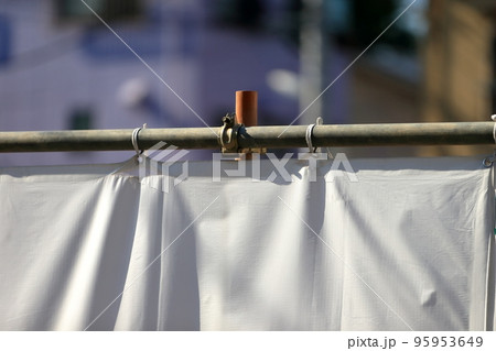 単管シート仮囲い　イメージ 95953649