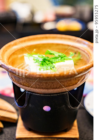 湯豆腐 豆腐 あったかい 冬 【 冬 の 料理 の イメージ 】 湯豆腐 豆腐 あったかい 冬 【 冬 の 料理 の イメージ 】 95955275