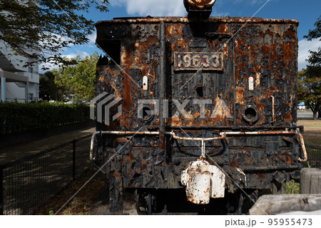 筑豊本線若松駅前の蒸気機関車 9600形 筑豊本線若松駅前の蒸気機関車 9600形 95955473