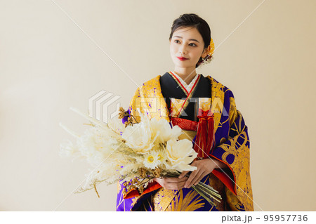 紫の色打掛　黒い掛下 95957736