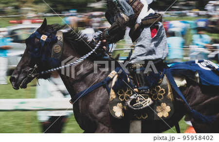 騎馬武者 95958402
