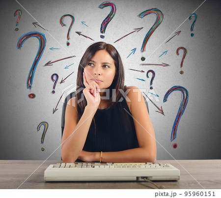 Businesswoman does the questions Businesswoman does the questions 95960151