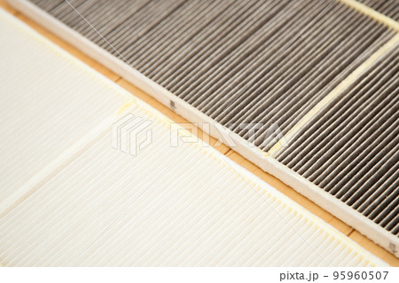 住宅の給気フィルター(使用したフィルターと新品のフィルター) 住宅の給気フィルター(使用したフィルターと新品のフィルター) 95960507