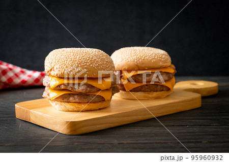 pork hamburger or pork burger with cheese pork hamburger or pork burger with cheese 95960932