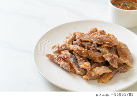 Grilled Pork Neck with Thai Spicy Sauce Grilled Pork Neck with Thai Spicy Sauce 95961789