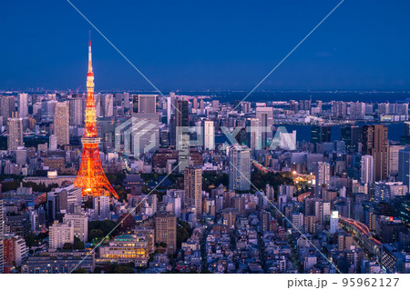 《東京都》東京ブルーナイト・都市風景 95962127
