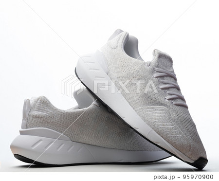 White color cloth sport shoes 95970900