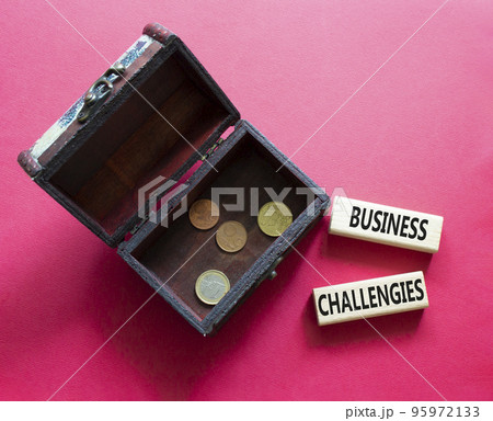 Hybrid learning symbol. Concept word Hybrid learning on wooden blocks with wooden box. Beautiful red background. Business and Hybrid learning concept. Copy space Hybrid learning symbol. Concept word Hybrid learning on wooden blocks with wooden box. Beautiful red background. Business and Hybrid learning concept. Copy space 95972133