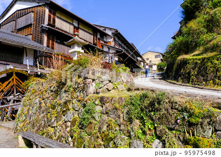 桝形の上り坂 95975498