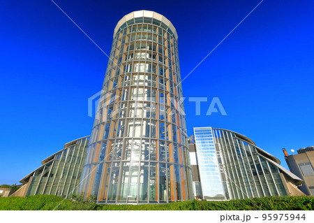 【鳥取県】快晴の夢みなとタワー（夢みなと公園） 95975944