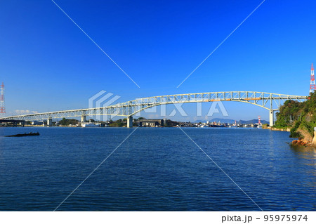 晴天の境水道大橋 95975974