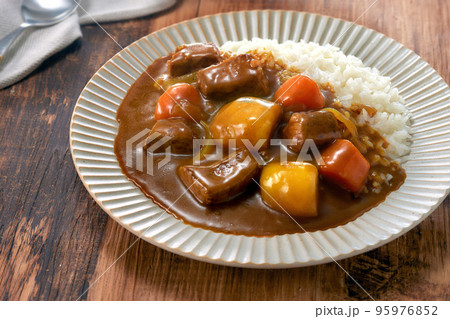 カレーライスイメージ カレーライスイメージ 95976852