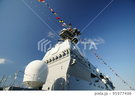 「国際観艦式2022」 護衛艦ひゅうが ブリッジ(艦橋) 「国際観艦式2022」 護衛艦ひゅうが ブリッジ(艦橋) 95977486