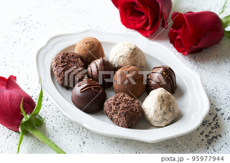 バレンタインチョコレート 95977944