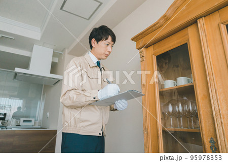 家に来た家具買取業者 95978353