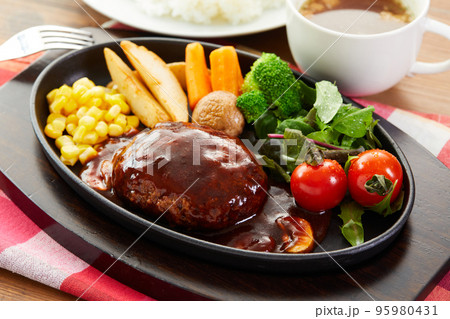 デミグラスハンバーグセット　ハンバーグ 95980431