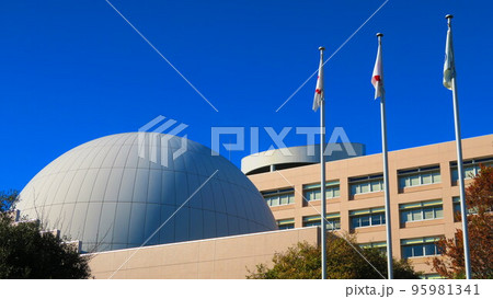 埼玉県川口市のSKIPシティと青空の風景 95981341