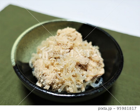 生たらこと糸こんにゃくのおいしい煮物 生たらこと糸こんにゃくのおいしい煮物 95981817