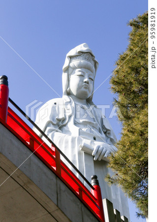 群馬県 高崎市 冬 慈眼院 高崎白衣大観音 群馬県 高崎市 冬 慈眼院 高崎白衣大観音 95981919