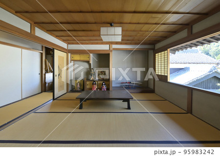 国登録有形文化財　旧来住家住宅　内部（兵庫県西脇市西脇） 95983242