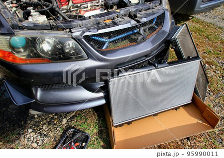 冷却水漏れ発生!! ラジエター交換で修理完了♪ 95990011