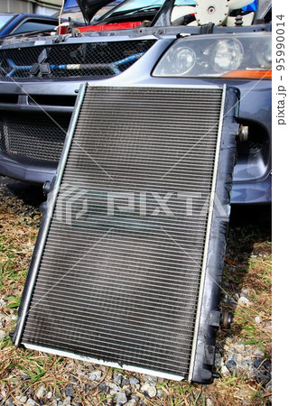 冷却水漏れ発生!! ラジエター交換で修理完了♪ 95990014